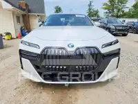 2023 BMW 760 фото