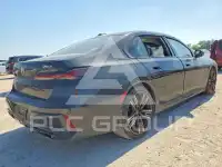 2023 BMW 760 фото