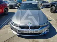 2023 BMW 330 фото
