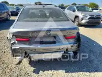 2023 BMW 330 photo