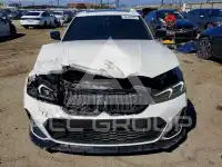 2023 BMW 330 photo