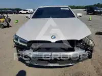 2023 BMW 540 фото
