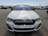 2023 BMW 540 фото