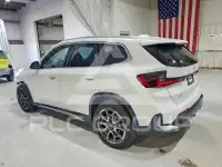 2023 BMW X1 фото