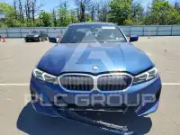 2023 BMW 330 фото
