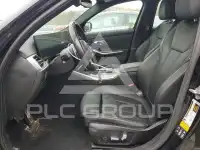 2023 BMW 330 photo