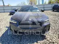 2023 BMW X4 фото