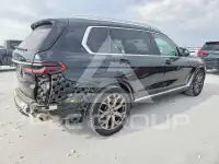 2023 BMW X7 фото