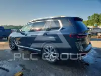 2023 BMW X7 фото