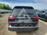 2023 BMW X7 photo
