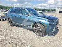 2023 BMW X7 фото
