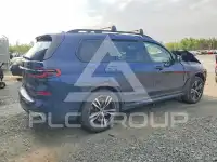 2023 BMW X7 фото
