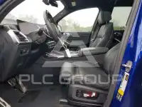2023 BMW X7 фото