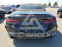 2023 BMW M8 фото