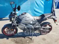 2023 Suzuki SV650 фото