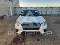 2023 Subaru Forester фото