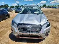 2023 Subaru Forester фото