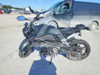 2023 Honda CB photo