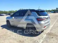 2023 Jeep COMPASS фото