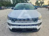 2023 Jeep COMPASS photo