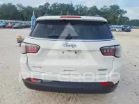 2023 Jeep COMPASS photo
