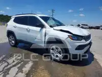 2023 Jeep COMPASS photo