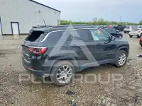 2023 Jeep COMPASS фото