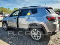 2023 Jeep COMPASS photo