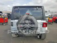 2023 Jeep WRANGLER фото
