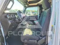 2023 Jeep WRANGLER фото