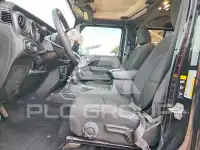 2023 Jeep WRANGLER фото