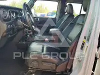2023 Jeep WRANGLER фото