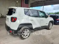 2023 Jeep Renegade photo