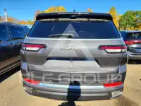 2023 Jeep CHEROKEE фото
