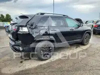 2023 Jeep CHEROKEE фото