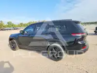 2023 Jeep CHEROKEE photo