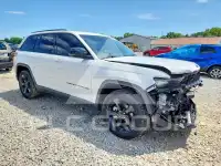 2023 Jeep CHEROKEE фото