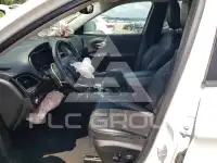 2023 Jeep CHEROKEE фото