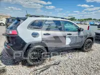 2023 Jeep CHEROKEE фото