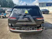 2023 Jeep CHEROKEE photo