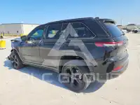2023 Jeep CHEROKEE photo
