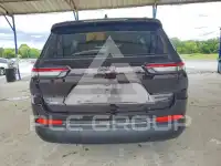 2023 Jeep CHEROKEE фото