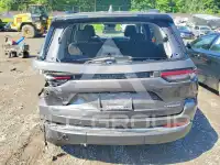 2023 Jeep CHEROKEE фото