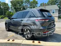 2023 Jeep CHEROKEE photo