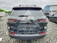 2023 Jeep CHEROKEE фото