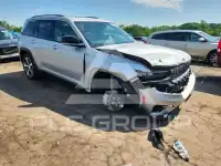 2023 Jeep CHEROKEE фото