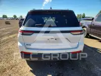 2023 Jeep CHEROKEE фото