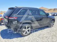 2023 Jeep CHEROKEE photo