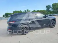 2023 Jeep CHEROKEE фото