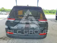 2023 Jeep CHEROKEE фото